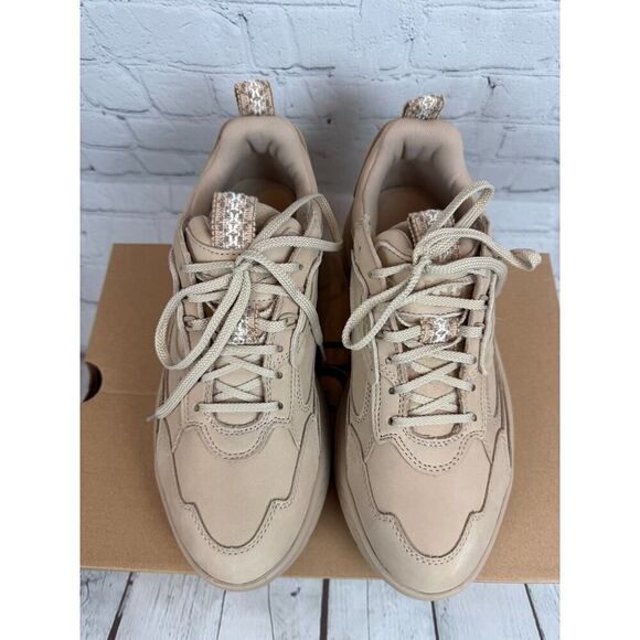 UGG beige nubuck sneakers shoes size 9.5 NEW - Picture 2 of 9